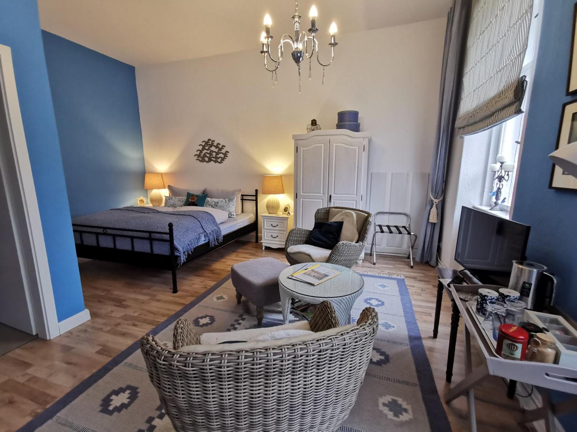 Bed&Breakfast Wagner im Alten Pfarrhaus Neuruppin Exterior foto