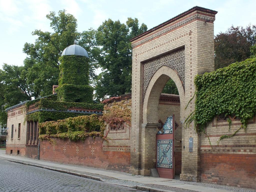 Bed&Breakfast Wagner im Alten Pfarrhaus Neuruppin Exterior foto